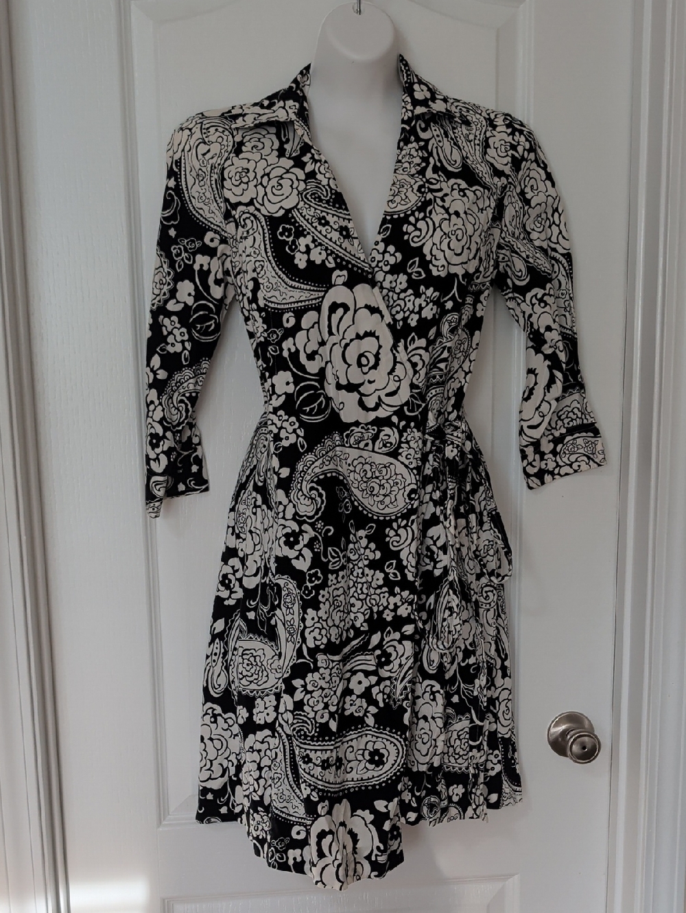Ann Taylor Black and White Paisley Wrap Dress